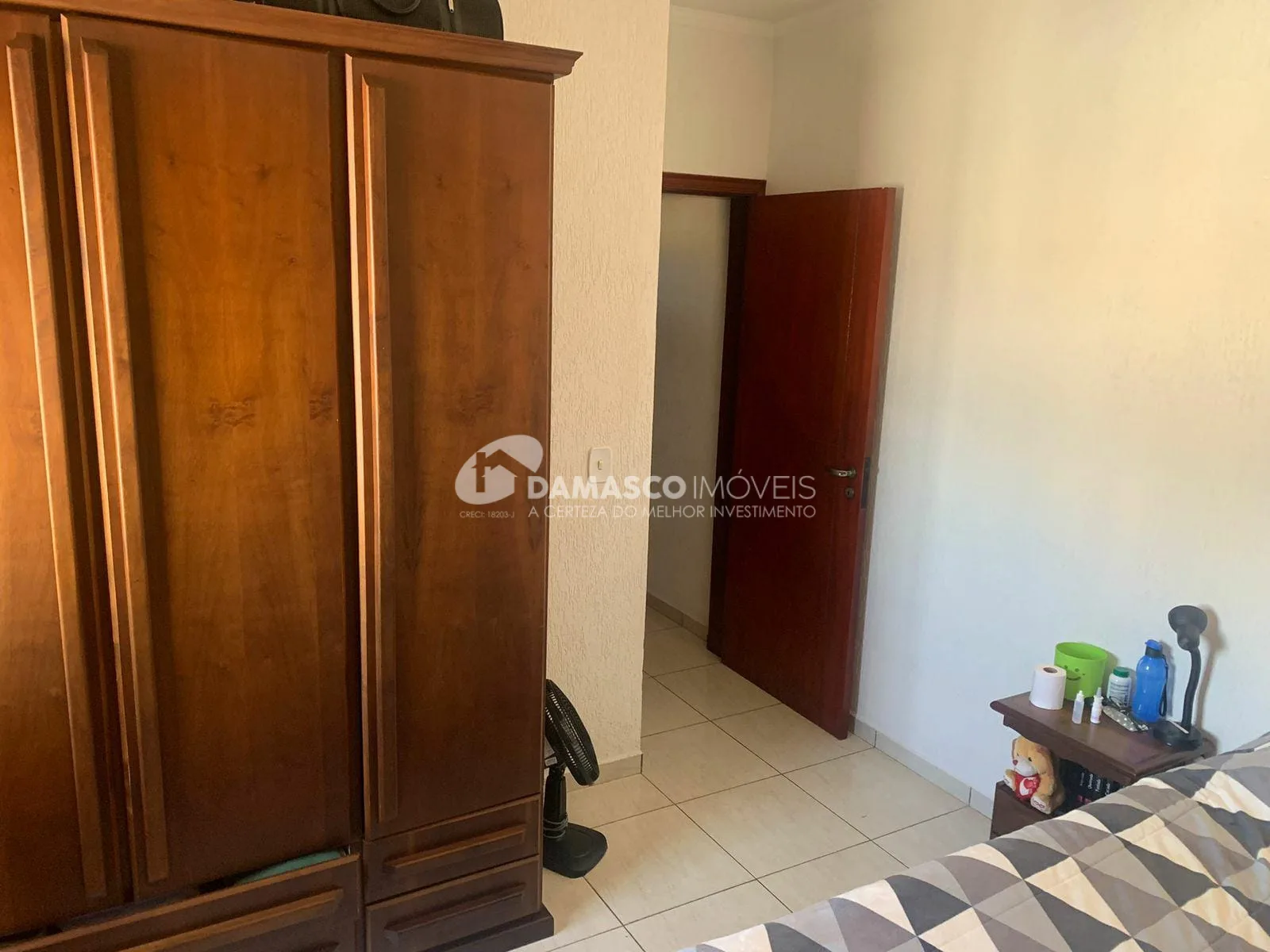 Sobrado à venda 3 Quartos, 1 Suite, 6 Vagas, 252M², Cerâmica, São Caetano do Sul - SP