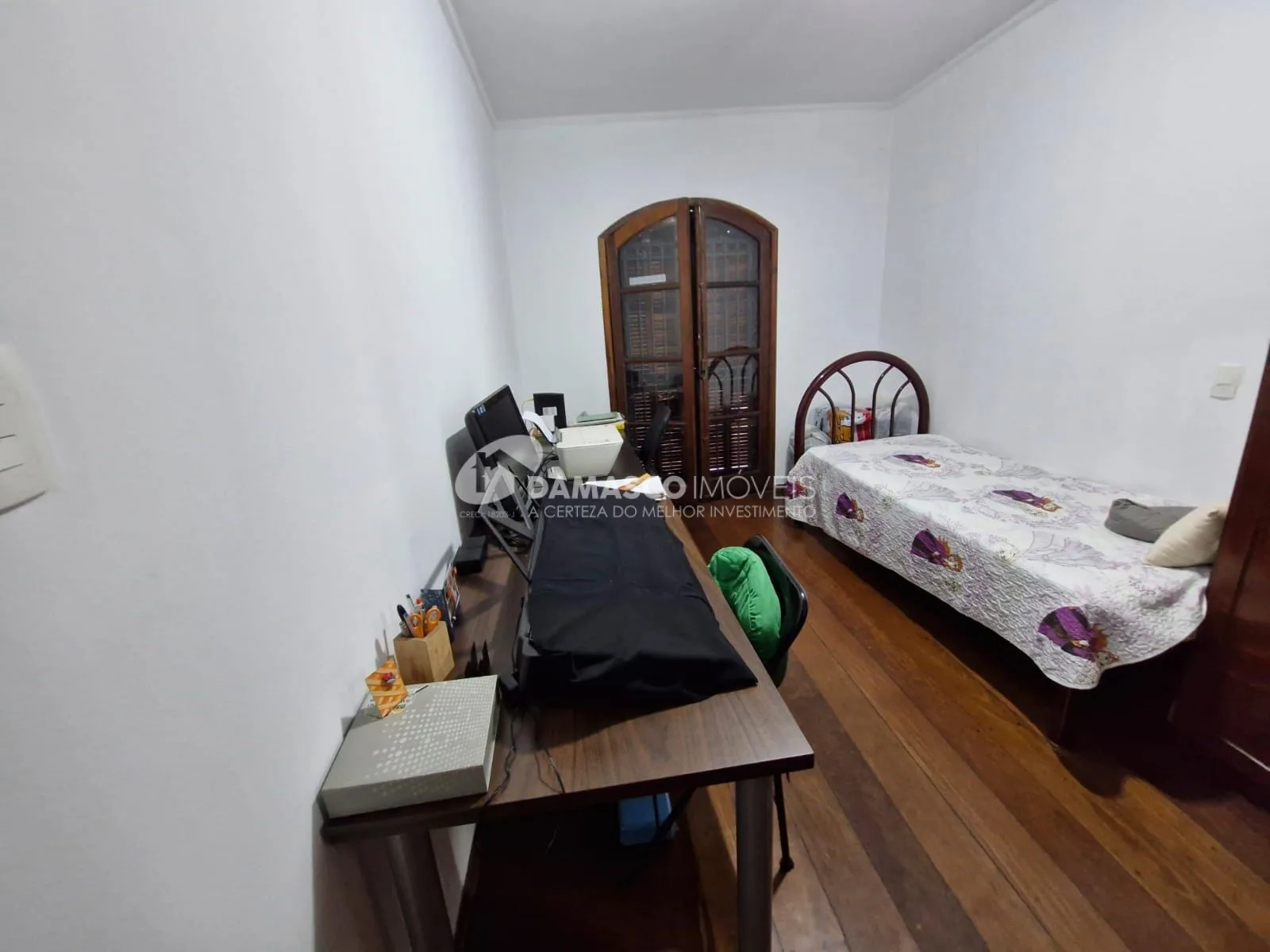 Sobrado à Venda no Barcelona, São Caetano do Sul | 3 Dormitórios | 1 Suíte | 3 Vagas