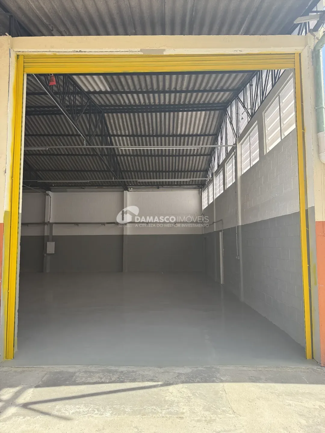 Locação de galpão novo, com 240m2 São Caetano do Sul, SP