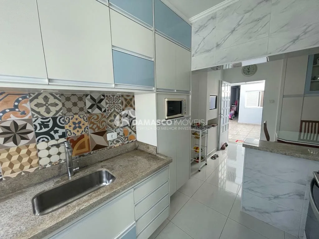 Casa à venda 2 Quartos, 2 Vagas, 150M², Jardim das Maravilhas, Santo André - SP