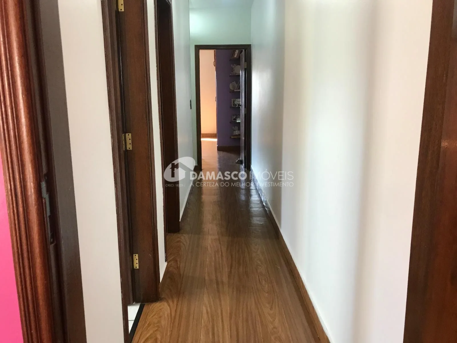 Sobrado à venda 4 Quartos, 1 Suite, 2 Vagas, 257M², Vila Palmares, Santo André - SP