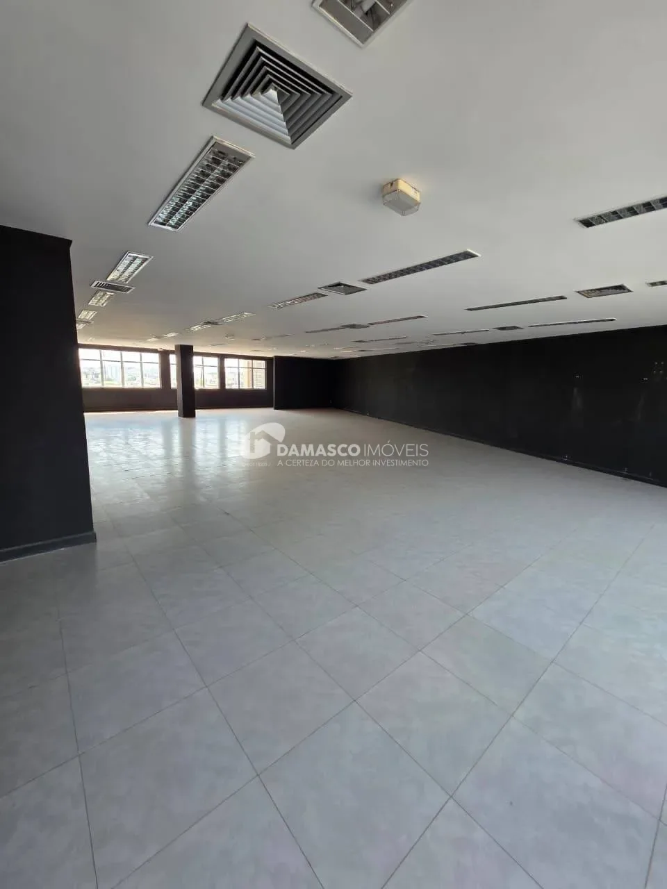 Imóvel Comercial para Locação em Santo André | 1.300 m² | 15 Vagas | Estrutura Completa