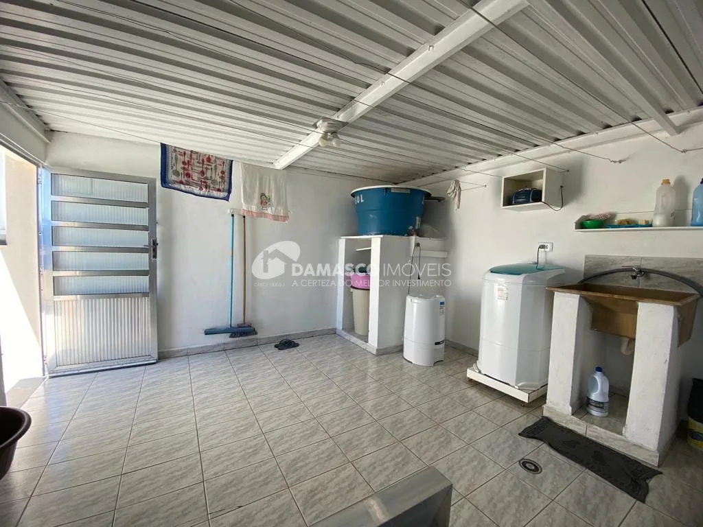 Sobrado à venda 3 Quartos, 1 Suite, 3 Vagas, 222M², Vila Palmares, Santo André - SP