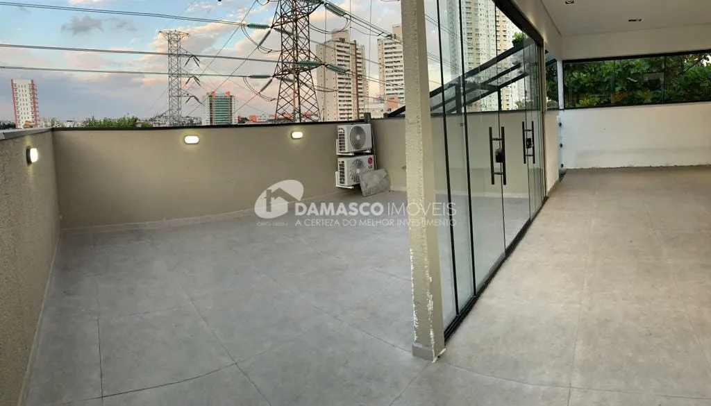 Sobrado à venda 3 Quartos, 1 Suite, 2 Vagas, 120M², Barcelona, São Caetano do Sul - SP