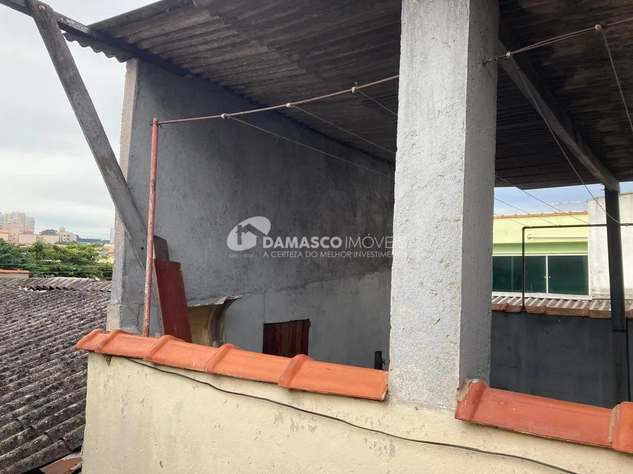 Casa à venda 3 Quartos, 3 Vagas, 207,4 M²   de terreno e 211m² de area construída, a 30 metros do parque linear  no bairro Olímpico, São Caetano do Sul - SP