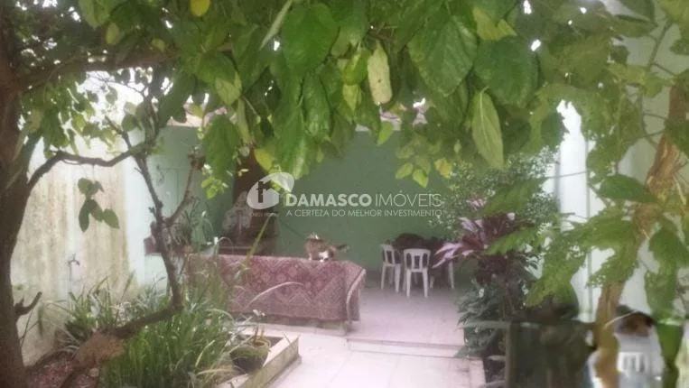 Sobrado à venda 3 Quartos, 1 Suite, 2 Vagas, 285M², Santa Maria, Santo André - SP