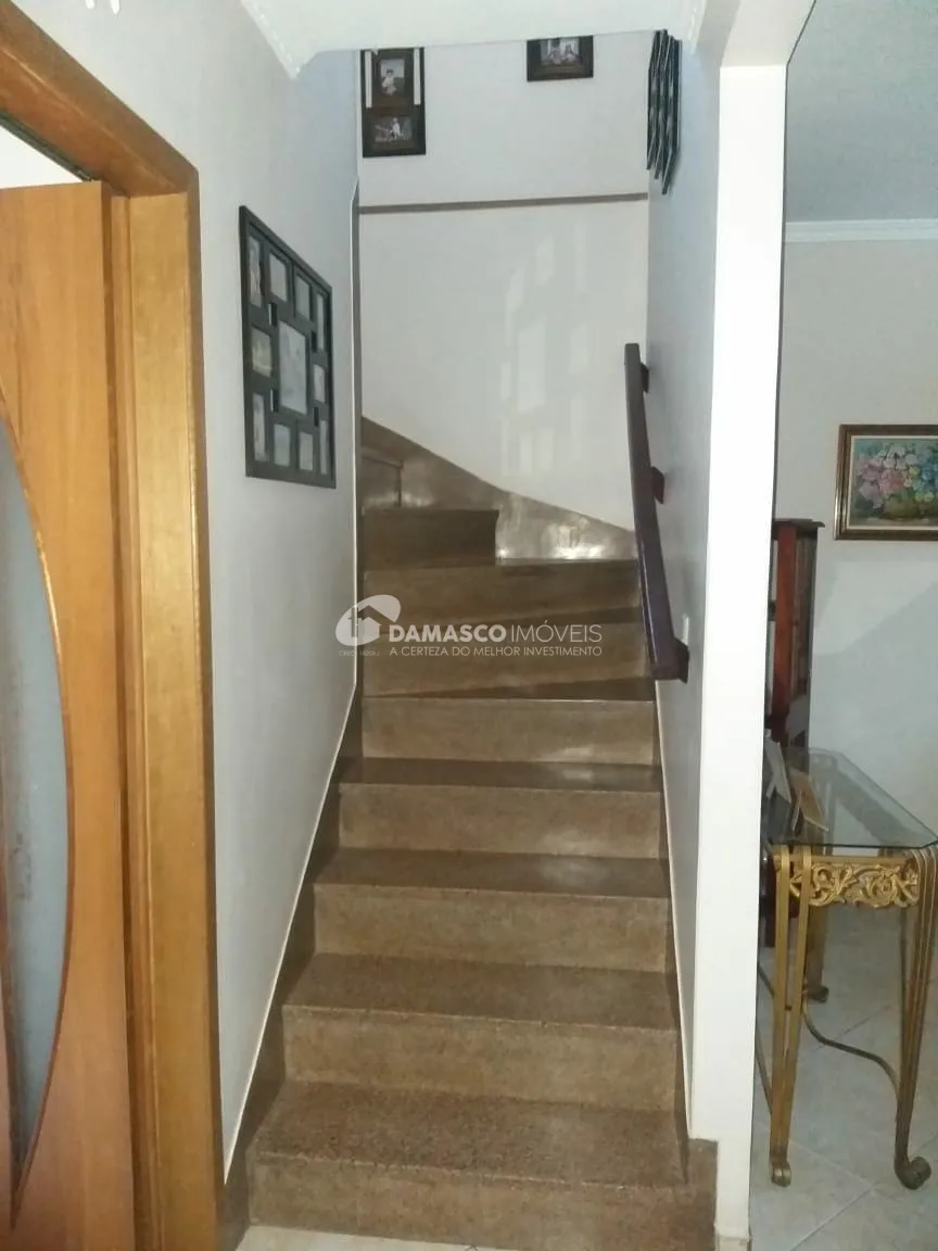 Sobrado à venda 3 Quartos, 2 Vagas, Rudge Ramos, São Bernardo do Campo - SP