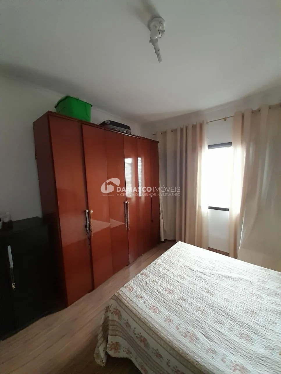 Sobrado à venda 2 Quartos, 1 Vaga, 159M², Cerâmica, São Caetano do Sul - SP