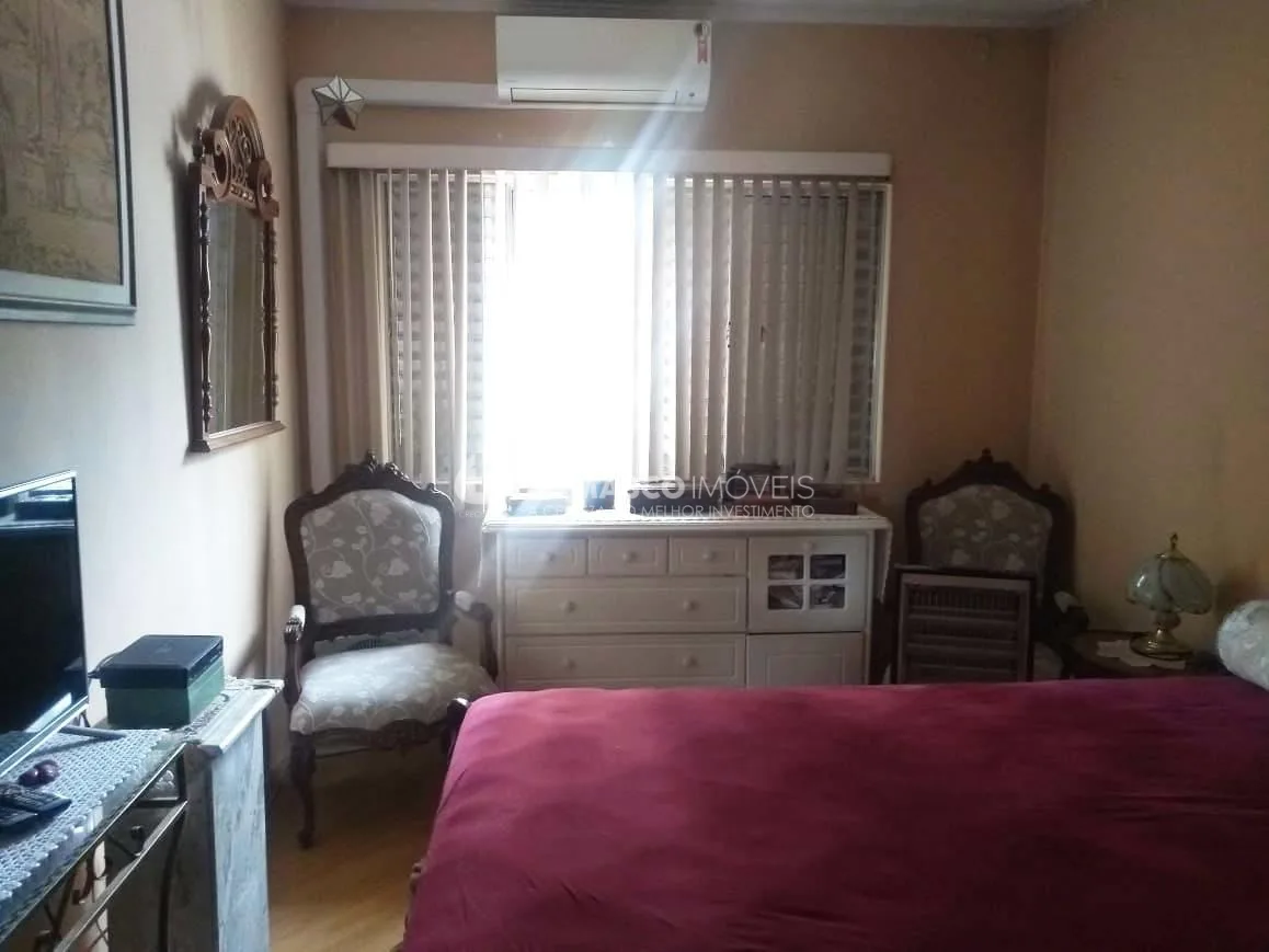 Sobrado à venda 3 Quartos, 1 Suite, 2 Vagas, 238M², Centro, Santo André - SP