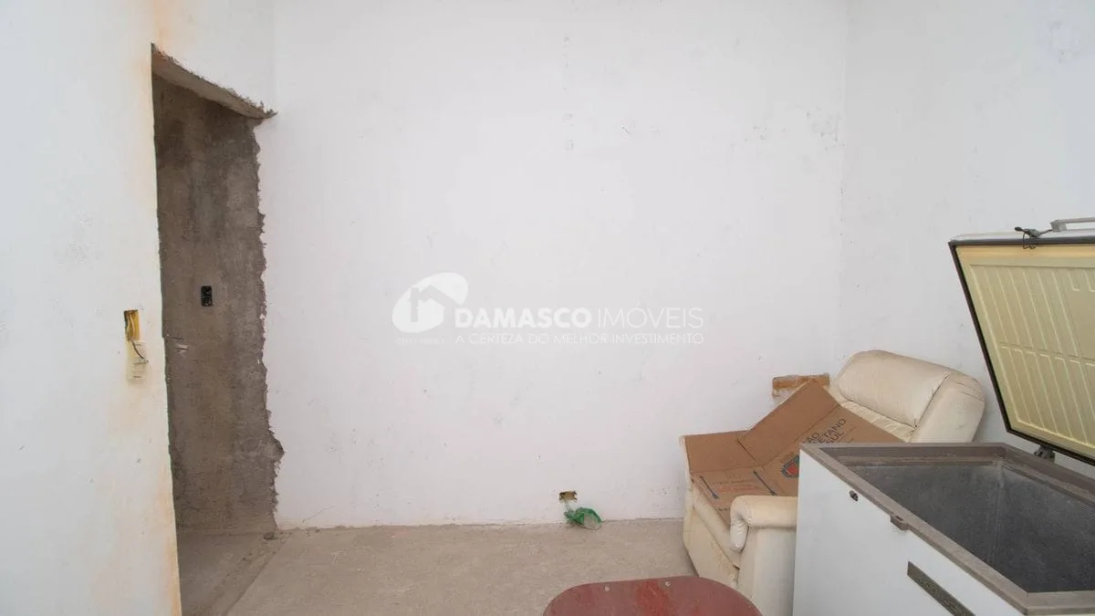 Imóvel com duas casas Bairro Osvaldo Cruz