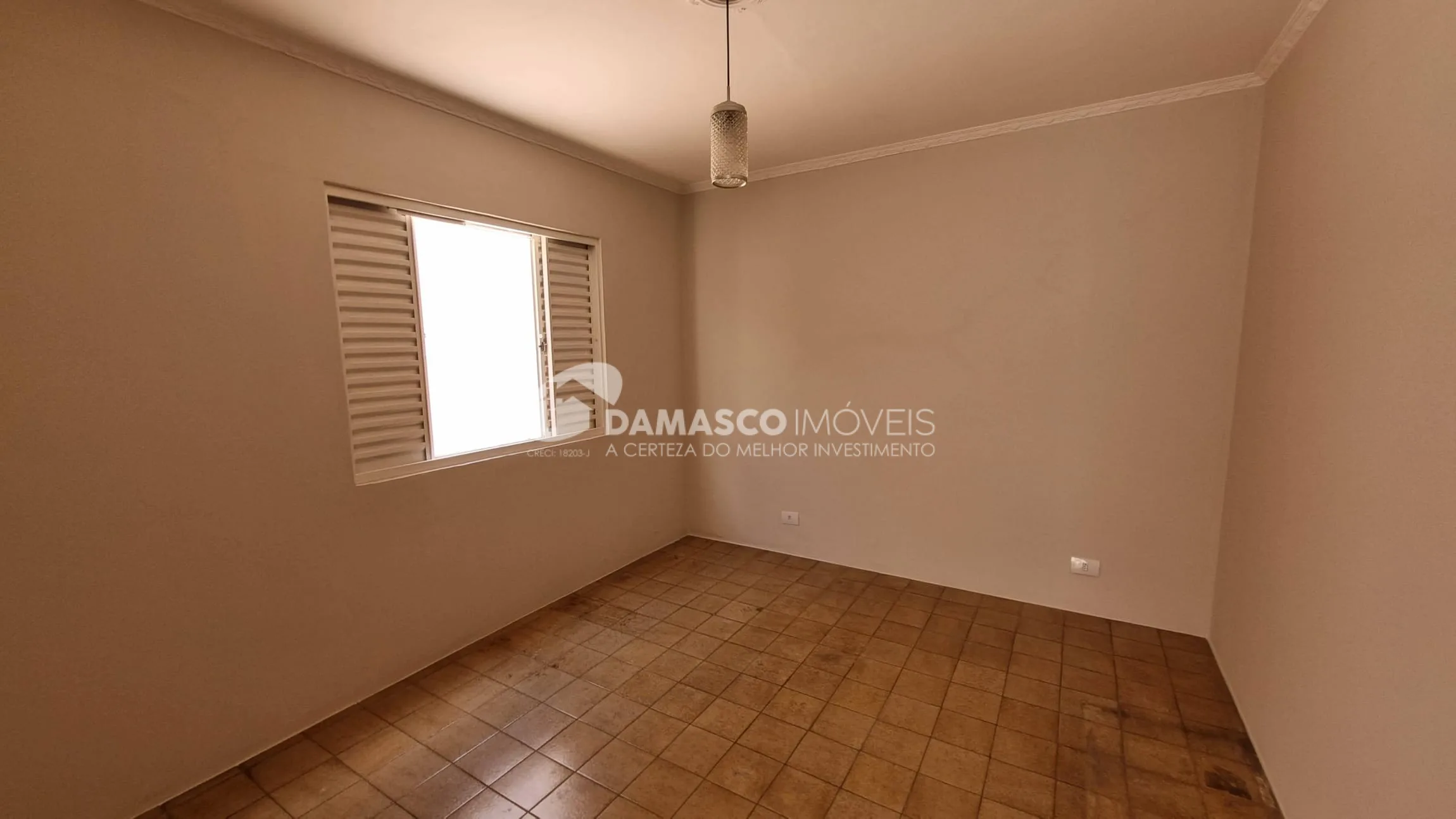Sobrado à Venda em São Caetano do Sul | 4 Dormitórios | 3 Suítes | Segunda Casa Independente | 6 Vagas