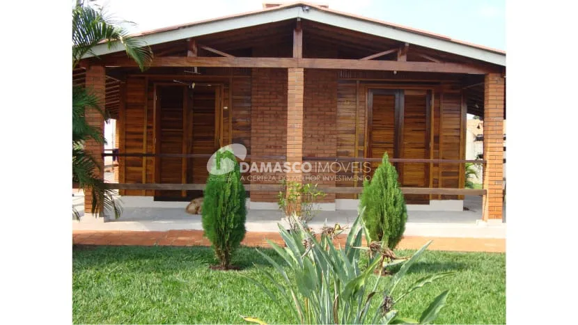 Casa à venda 2 Quartos, 1 Suite, 2 Vagas, 177M², Não informado, Cesário Lange - SP