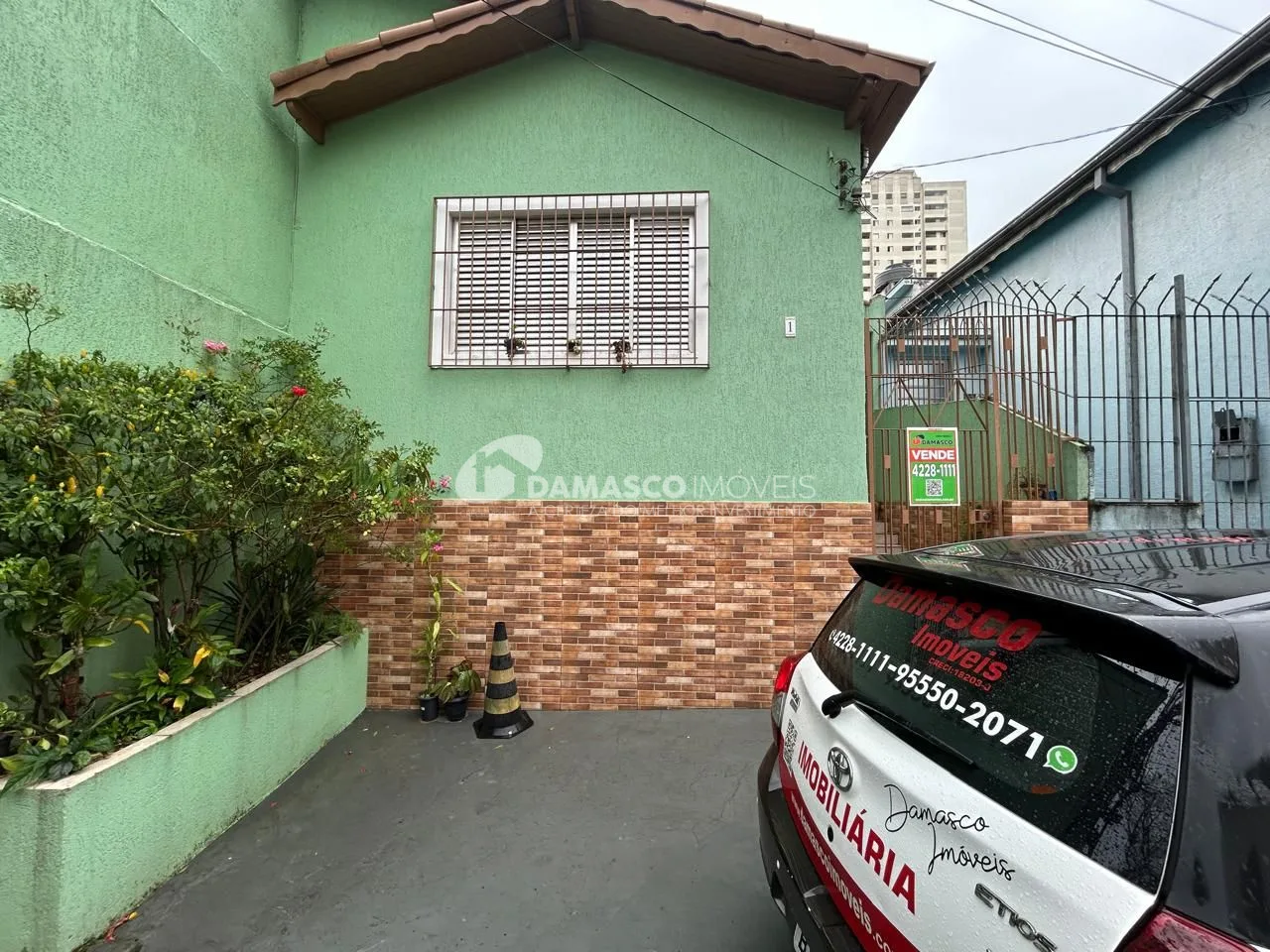 Casa padrão com 108 m² de área útil à Venda, com fácil acesso à via Anchieta,  na Vila Vermelha, São Paulo, SP