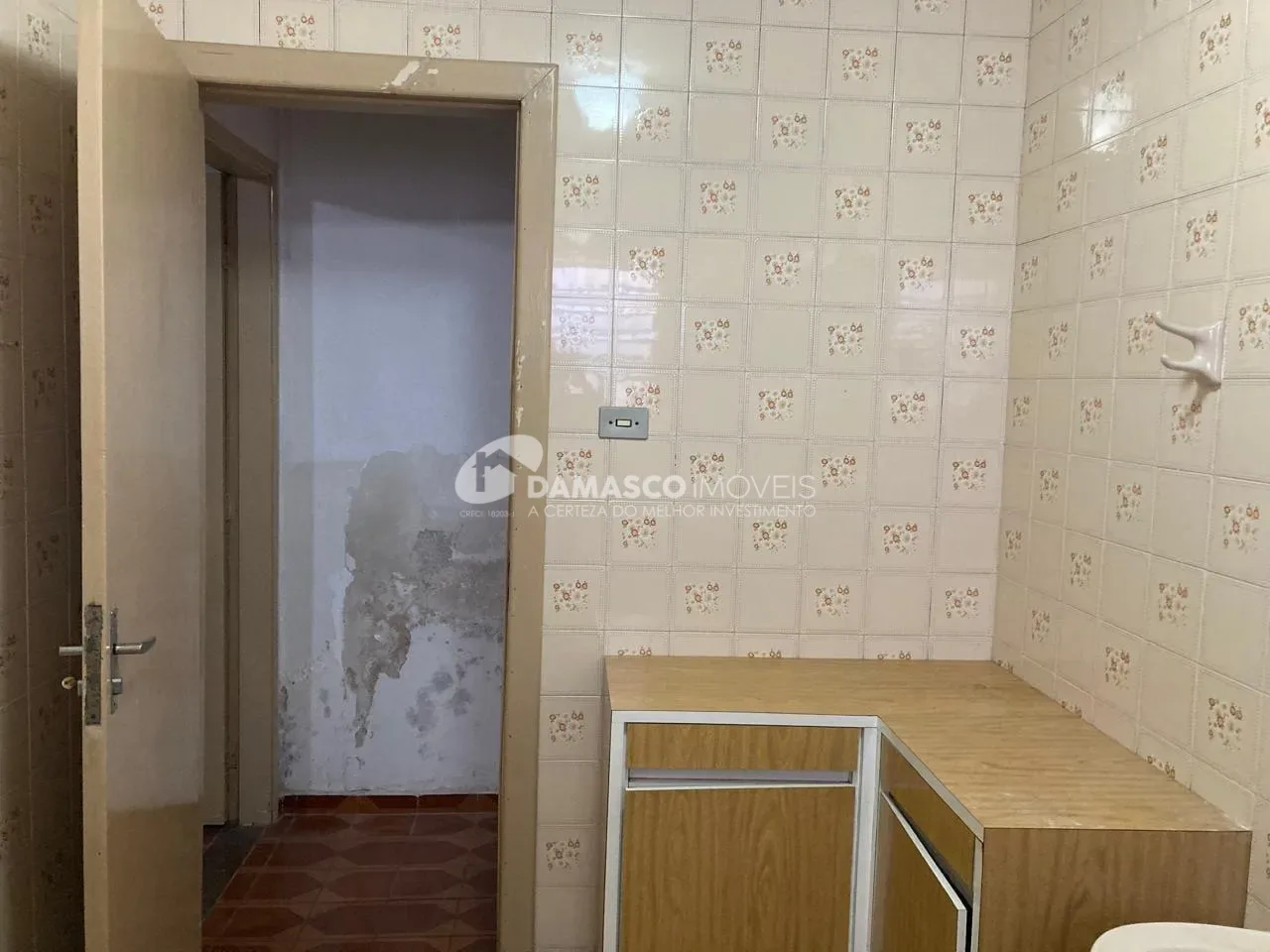 Casa à venda 3 Quartos, 3 Vagas, 207,4 M²   de terreno e 211m² de area construída, a 30 metros do parque linear  no bairro Olímpico, São Caetano do Sul - SP