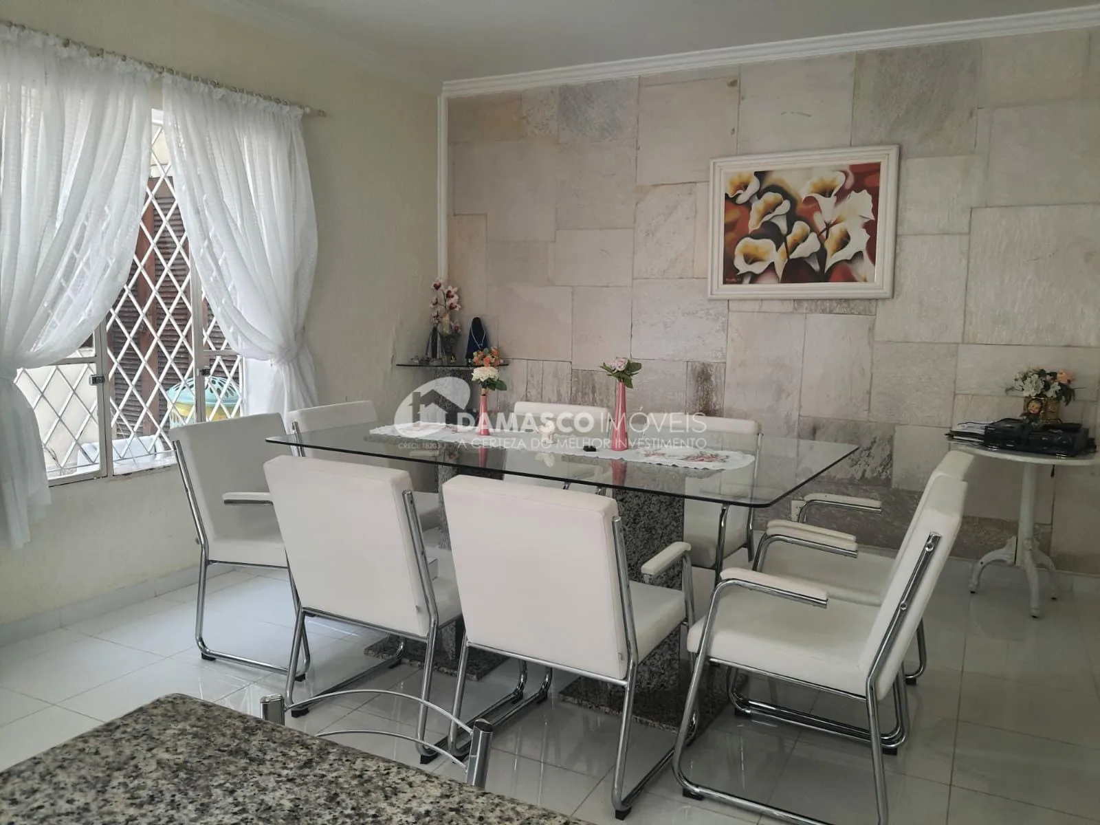 Sobrado à venda 3 Quartos, 1 Suite, 12 Vagas, 300M², Cerâmica, São Caetano do Sul - SP