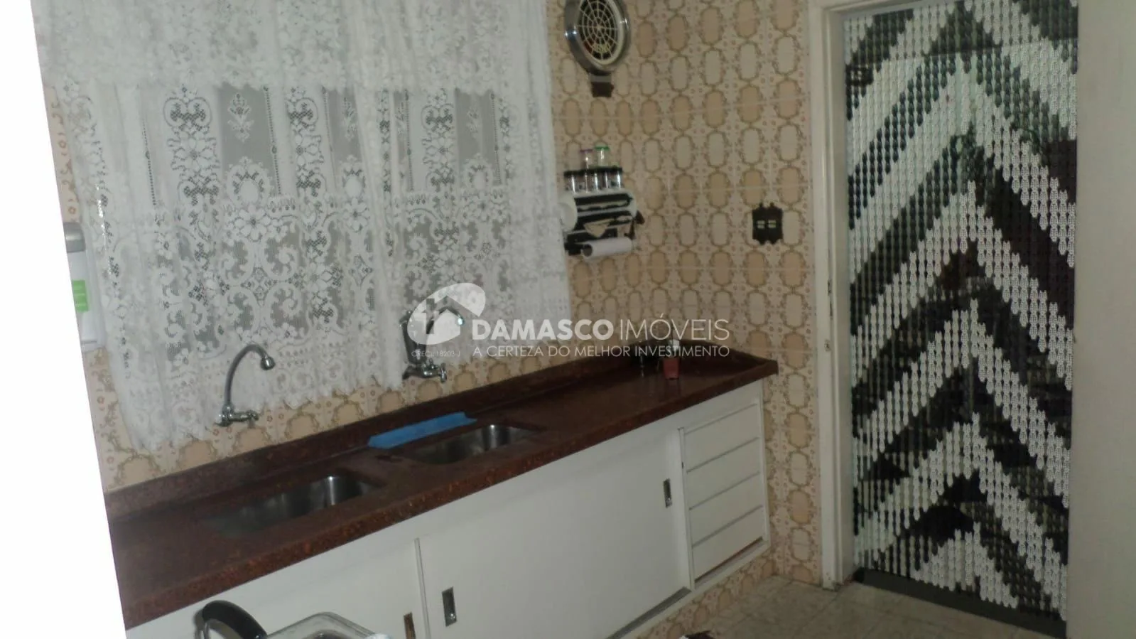 Sobrado à venda 3 Quartos, 2 Vagas, 215M², Jardim Guairaca, São Paulo - SP