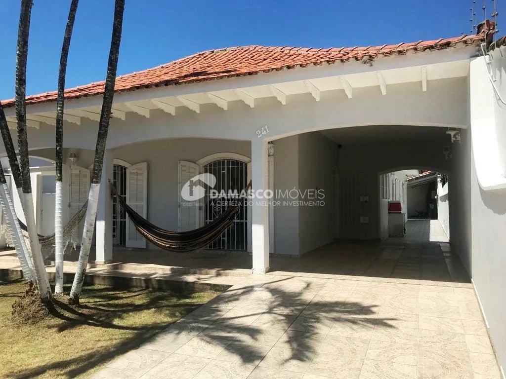 Casa no Litoral à venda 4 Quartos, 1 Suíte, 5 Vagas, 200M², Balneário Gaivotas, Itanhaém - SP