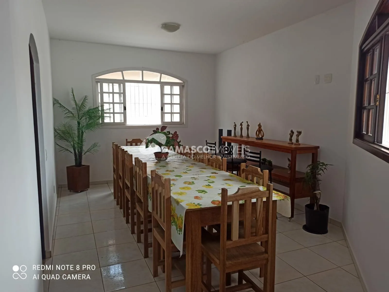 Sobrado à venda 5 Quartos, 2 Suites, 4 Vagas, Jardim Virgínia, Guarujá - SP