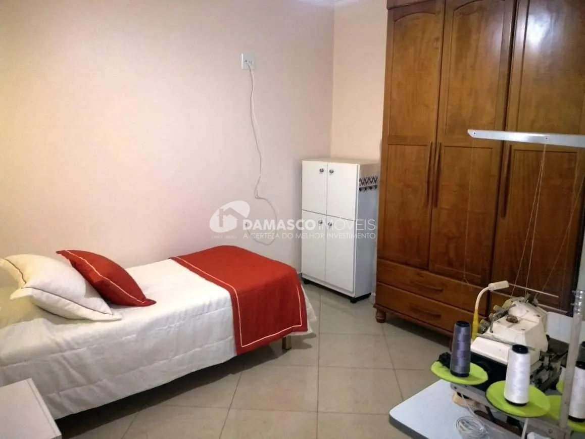 Sobrado à venda 3 Quartos, 1 Suite, 16 Vagas, 572M², Nova Gerty, São Caetano do Sul - SP