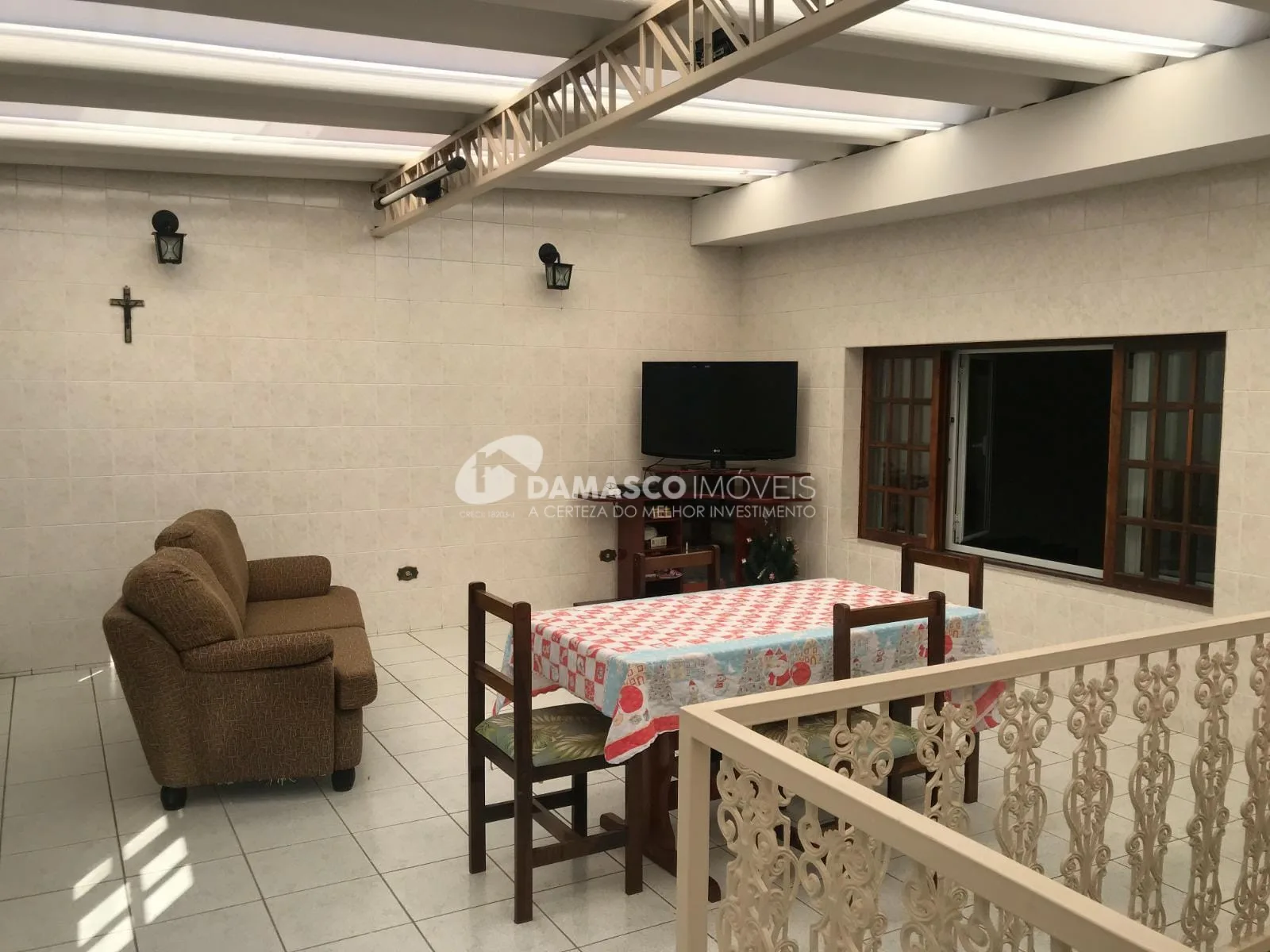 Sobrado à venda 4 Quartos, 1 Suite, 2 Vagas, 257M², Vila Palmares, Santo André - SP