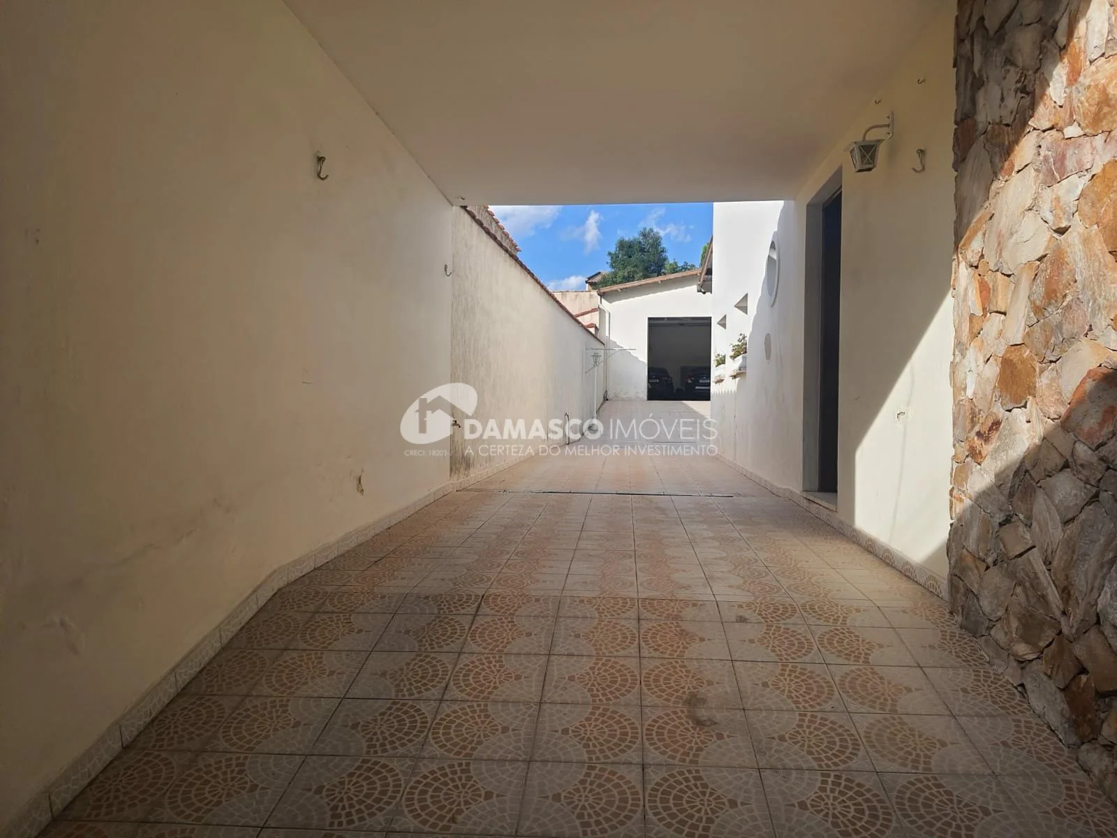 Sobrado à venda 3 Quartos, 1 Suite, 12 Vagas, 300M², Cerâmica, São Caetano do Sul - SP