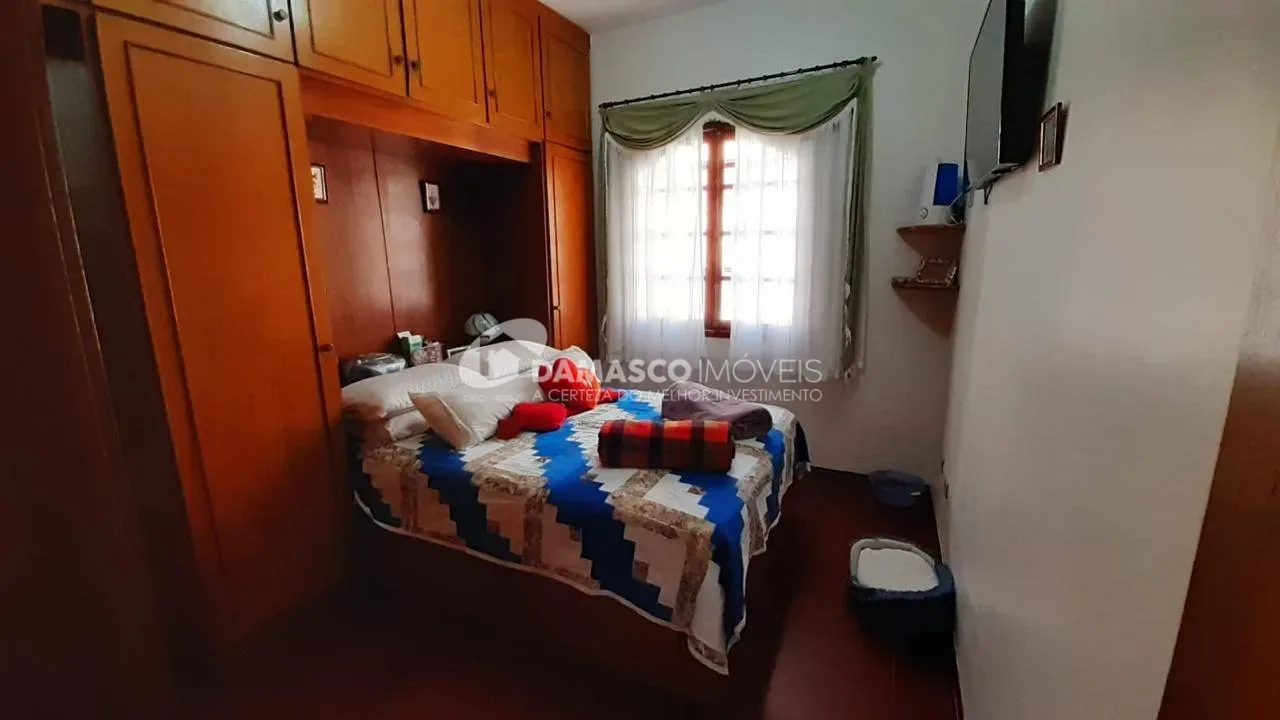 Sobrado à venda com 150 m², 03 dormitórios, 02 suítes, bem localizado, Imirim, São Paulo, SP