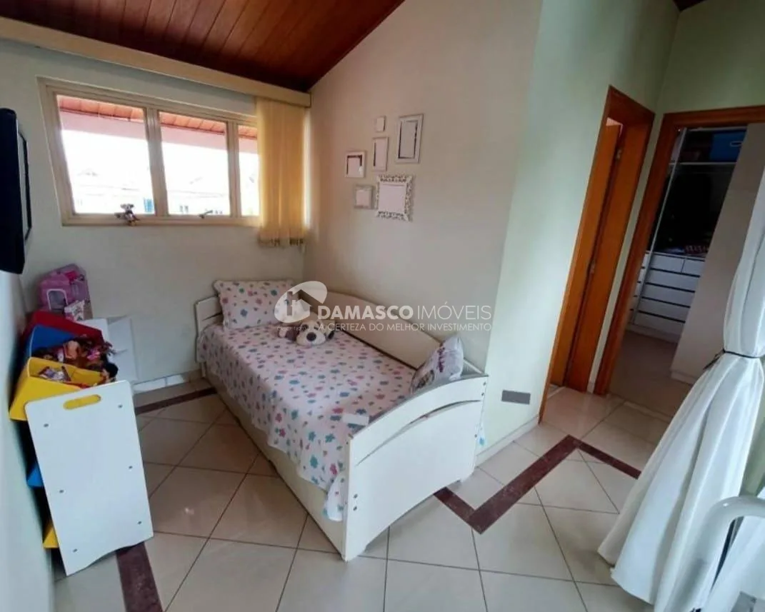 Sobrado à venda 3 Quartos, 3 Suites, 349M², Jardim São Caetano, São Caetano do Sul - SP