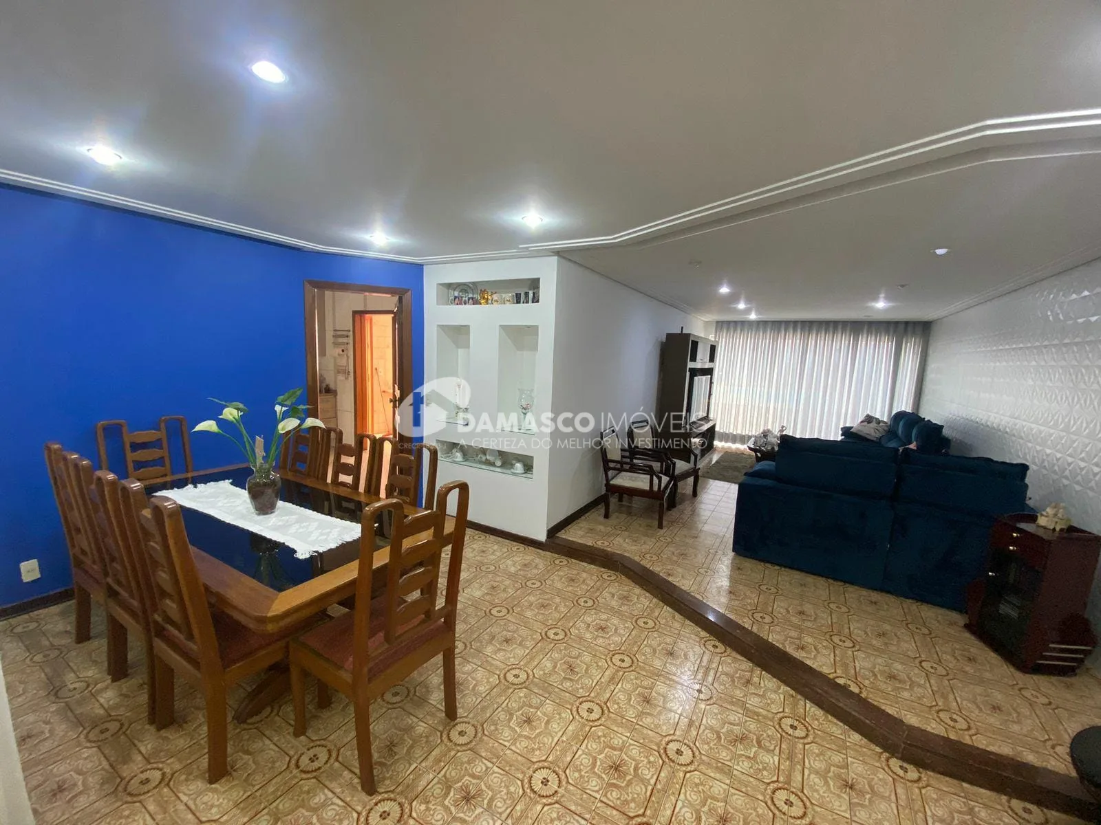 Sobrado à venda 3 Quartos, 3 Suites, 6 Vagas, 286M², Santa Maria, São Caetano do Sul - SP