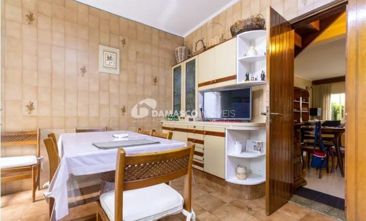 Sobrado à venda 3 Quartos, 1 Suite, 3 Vagas, 450M², Santa Paula, São Caetano do Sul - SP
