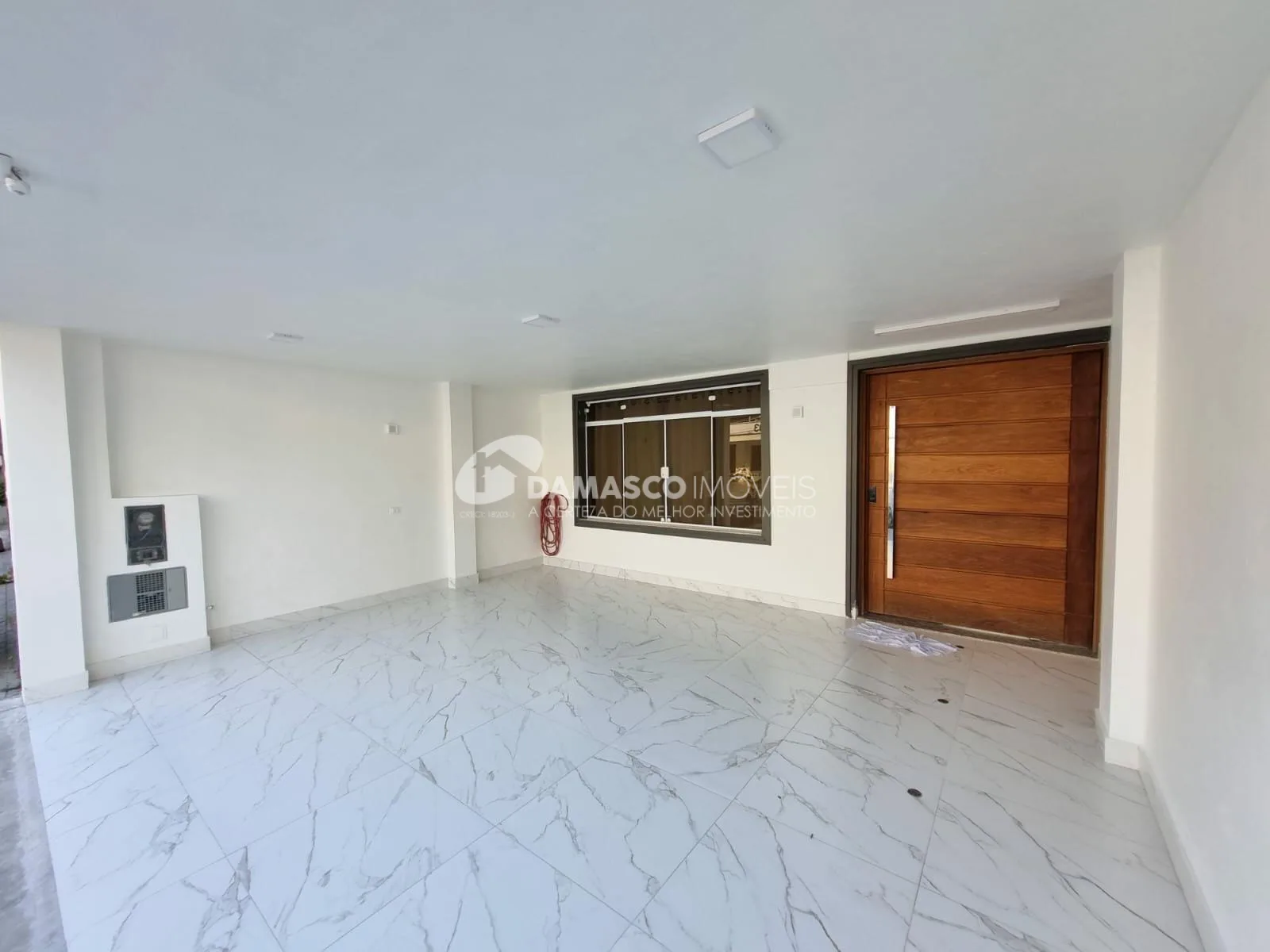 Sobrado à venda 3 Quartos, 3 Suites, 4 Vagas, Campestre, Santo André - SP