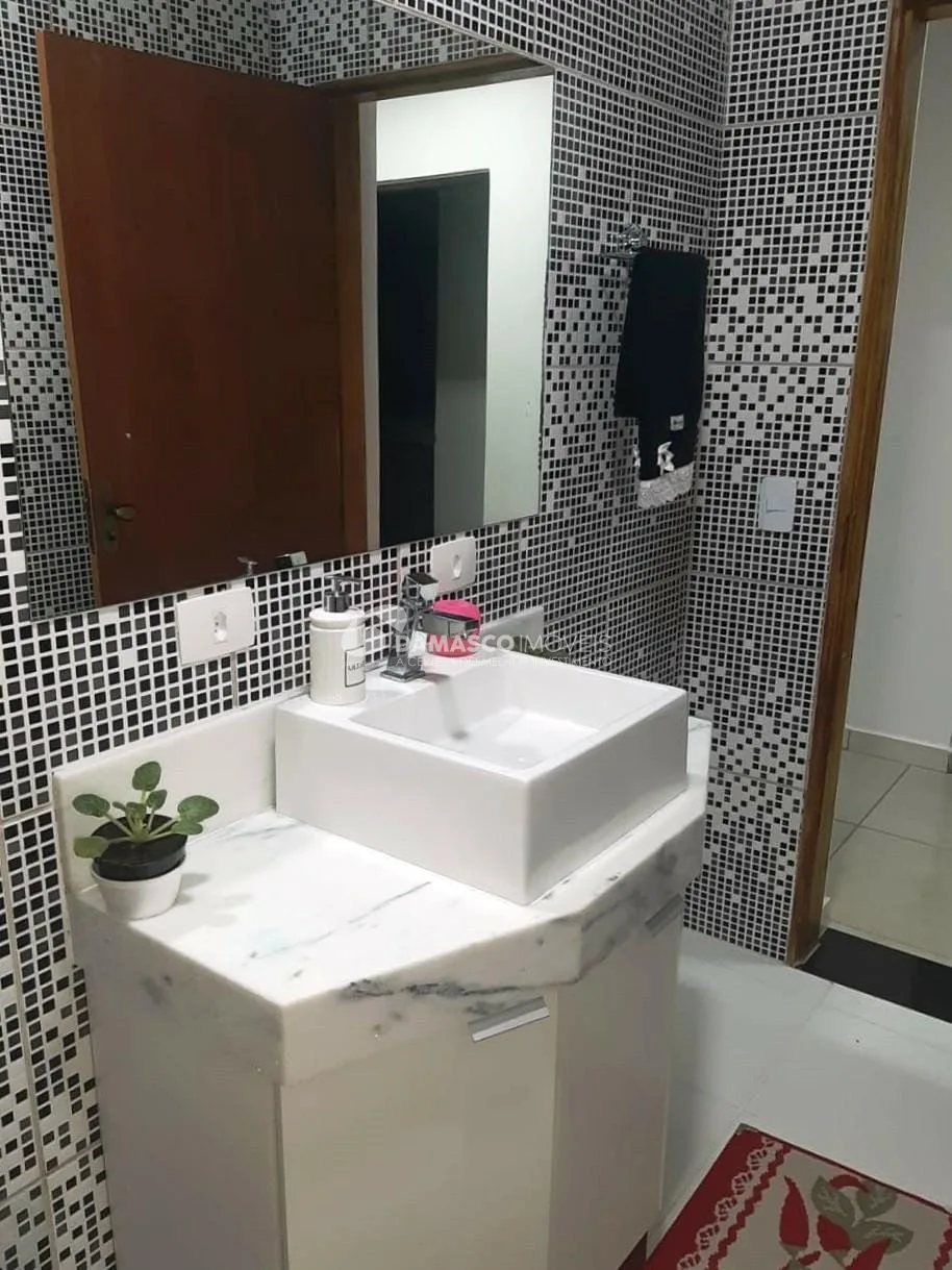 Chácara à venda 4 Quartos, 3 Suítes, 10 Vagas, Horto F Dois, Mairinque - SP