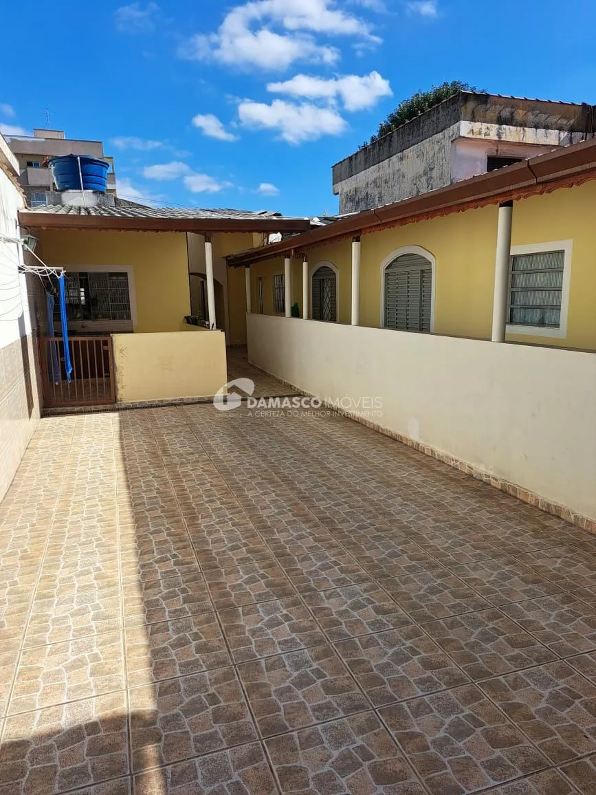 Casa à venda 3 Quartos, 5 Vagas, 300M², Santa Maria, Santo André - SP