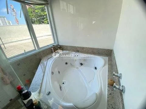 Sobrado à venda 3 Quartos, 3 Suites, 5 Vagas, 380M², Jardim, Santo André - SP