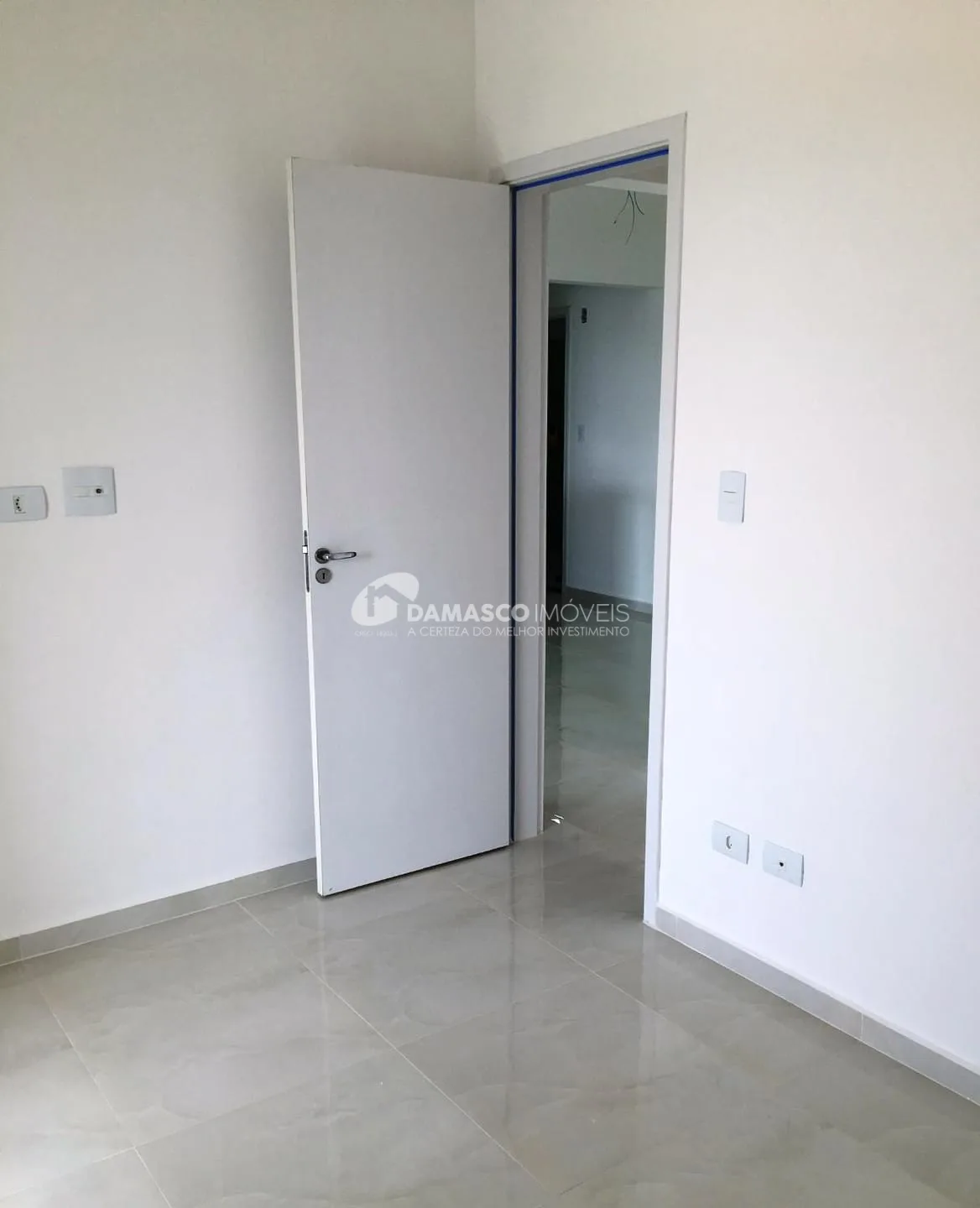 Apartamento à venda 2 Quartos, 2 Suites, 1 Vaga, 80M², Caiçara, Praia Grande - SP 