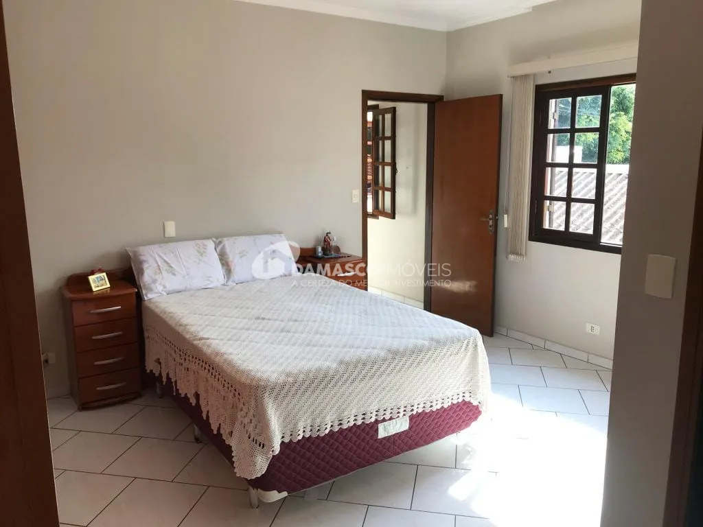 Casa à venda 2 Quartos, 1 Suite, 1 Vaga, 299M², Barcelona, São Caetano do Sul - SP
