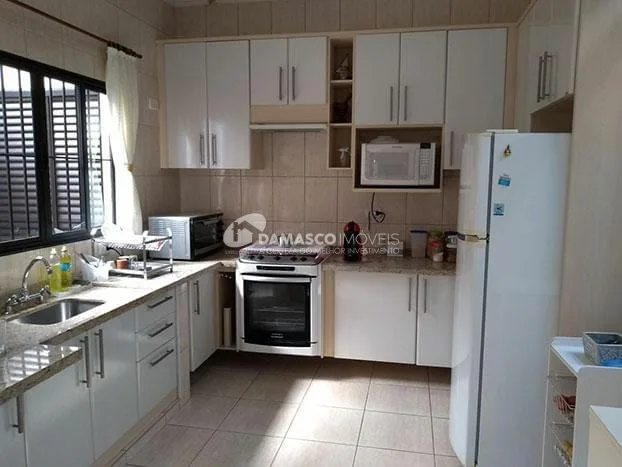 Casa à venda 3 Quartos, 3 Suites, 6 Vagas, Barcelona, São Caetano do Sul - SP