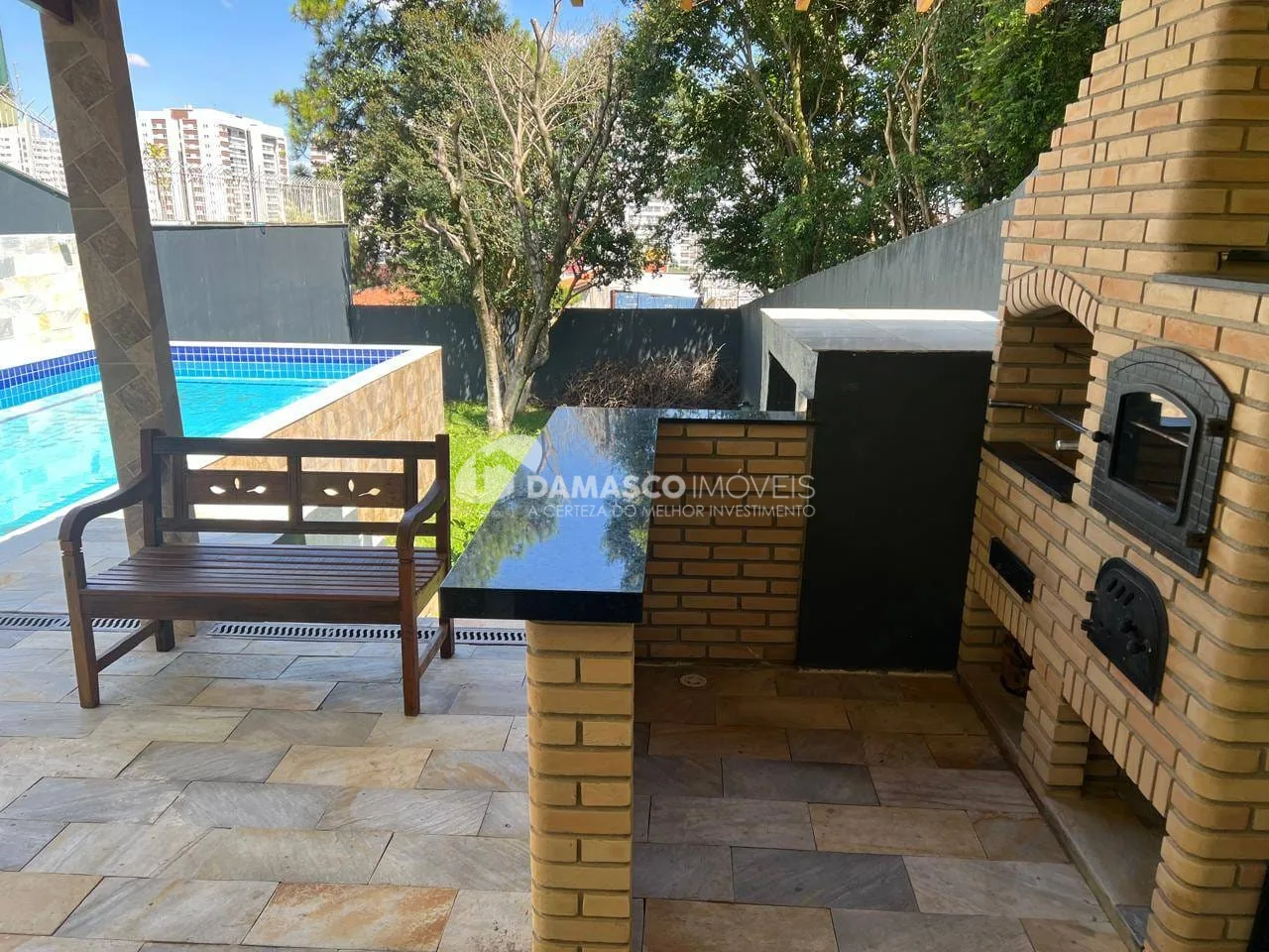 Sobrado à venda 4 Quartos, 3 Suites, 6 Vagas, 480M², Cerâmica, São Caetano do Sul - SP