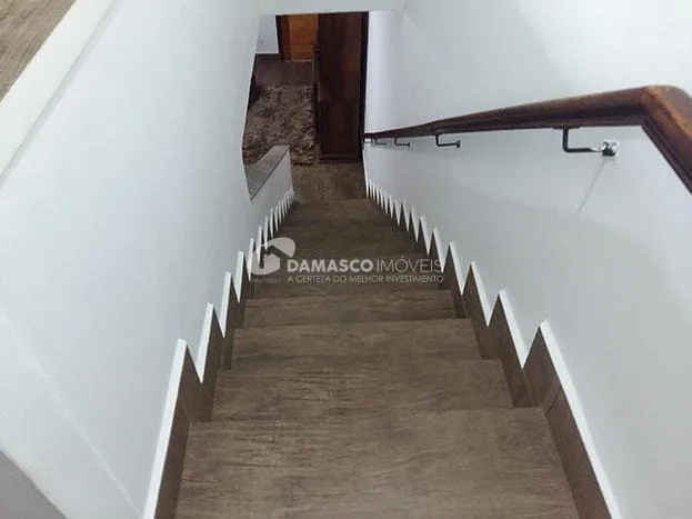 Sobrado à venda 3 Quartos, 1 Suite, 4 Vagas, 201M², Santa Maria, São Caetano do Sul - SP