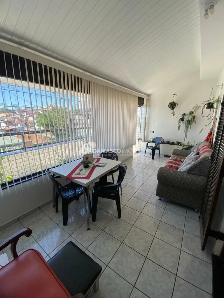 Sobrado à venda 3 Quartos, 1 Suite, 3 Vagas, 222M², Vila Palmares, Santo André - SP