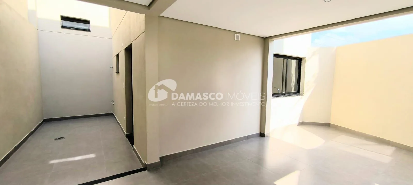 Sobrado, 3 suítes, 188m², Olímpico