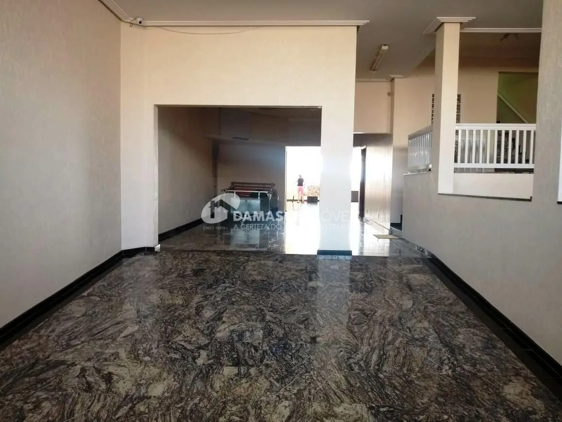 Sobrado à venda 3 Quartos, 1 Suite, 16 Vagas, 572M², Nova Gerty, São Caetano do Sul - SP