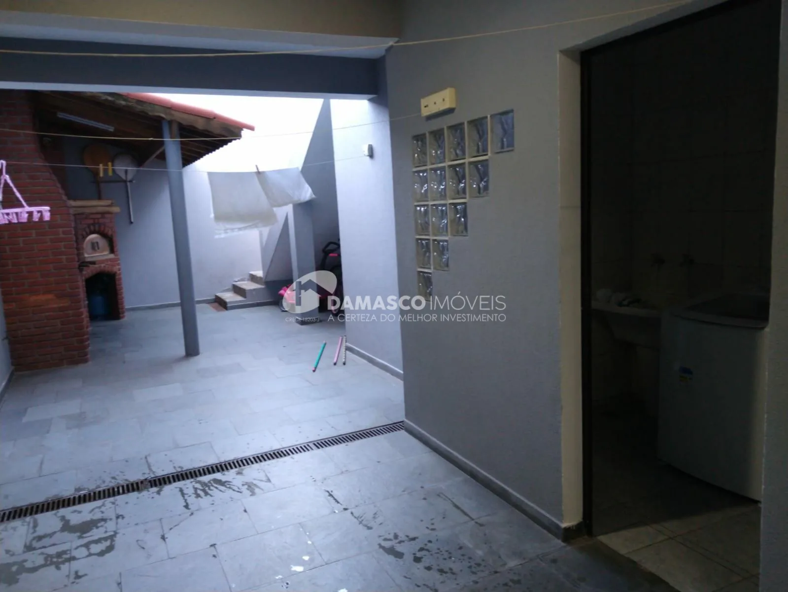 Sobrado à venda 2 Quartos, 1 Suite, 6 Vagas, 345M², Nova Gerty, São Caetano do Sul - SP