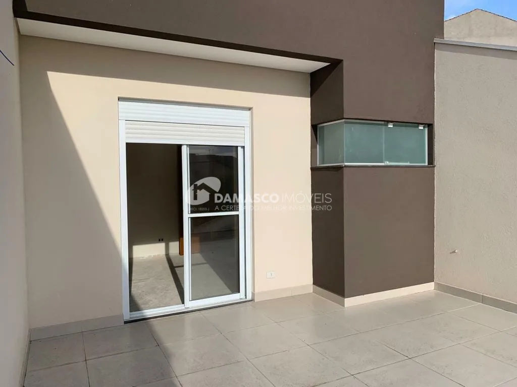 Sobrado à venda 3 Quartos, 3 Suites, 4 Vagas, Campestre, Santo André - SP