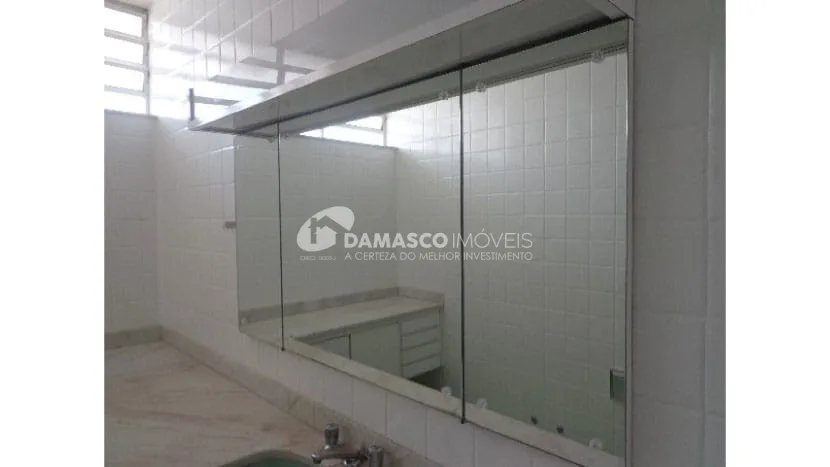 Sobrado à venda 3 Quartos, 1 Suite, 4 Vagas, Butantã, São Paulo - SP