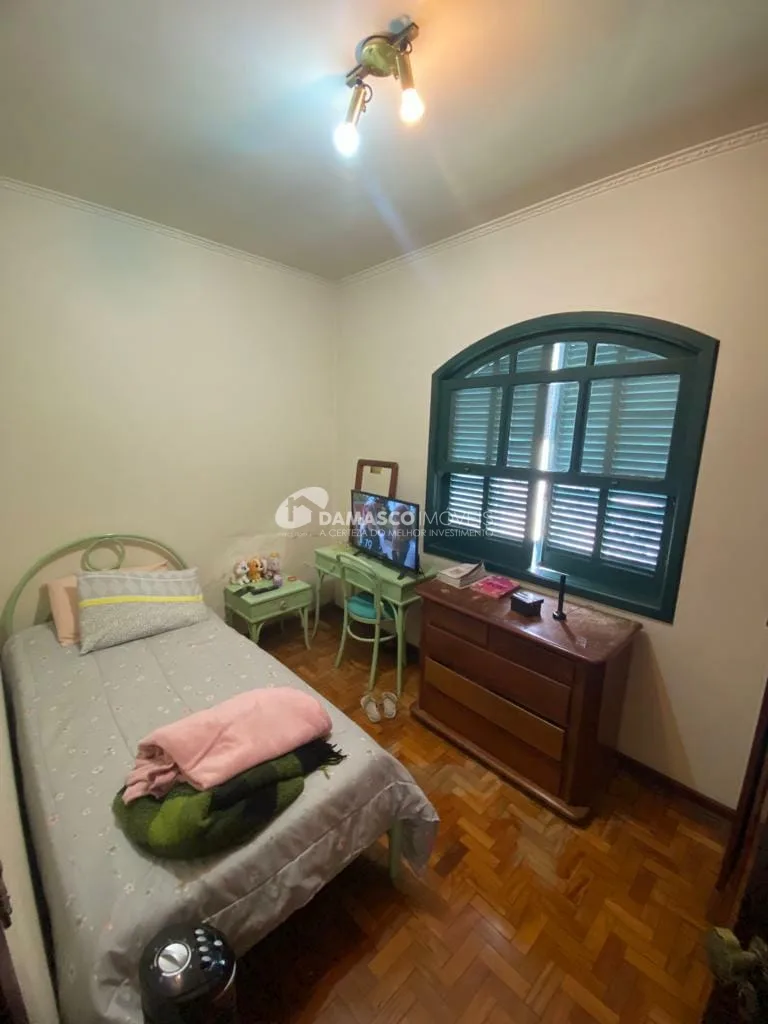 Sobrado à venda 3 Quartos, 1 Suite, 2 Vagas, 320M², Campestre, Santo André - SP