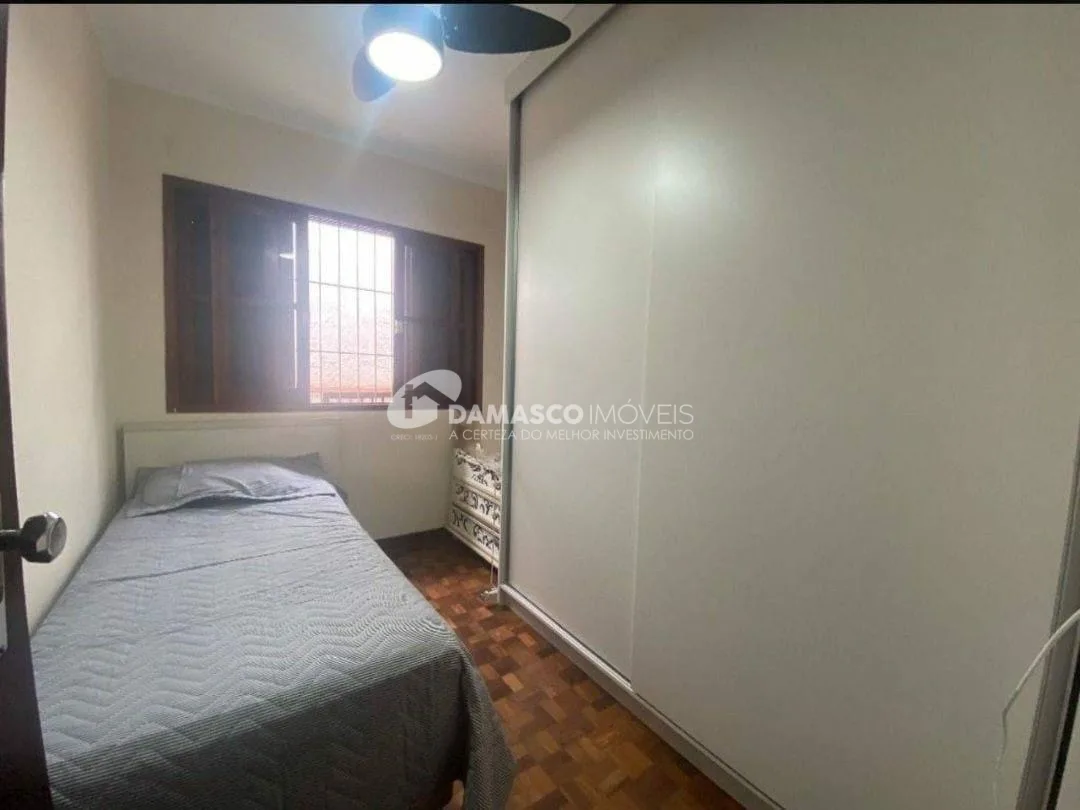 Casa à venda 3 Quartos, 1 Suite, 4 Vagas, 166M², Barcelona, São Caetano do Sul - SP