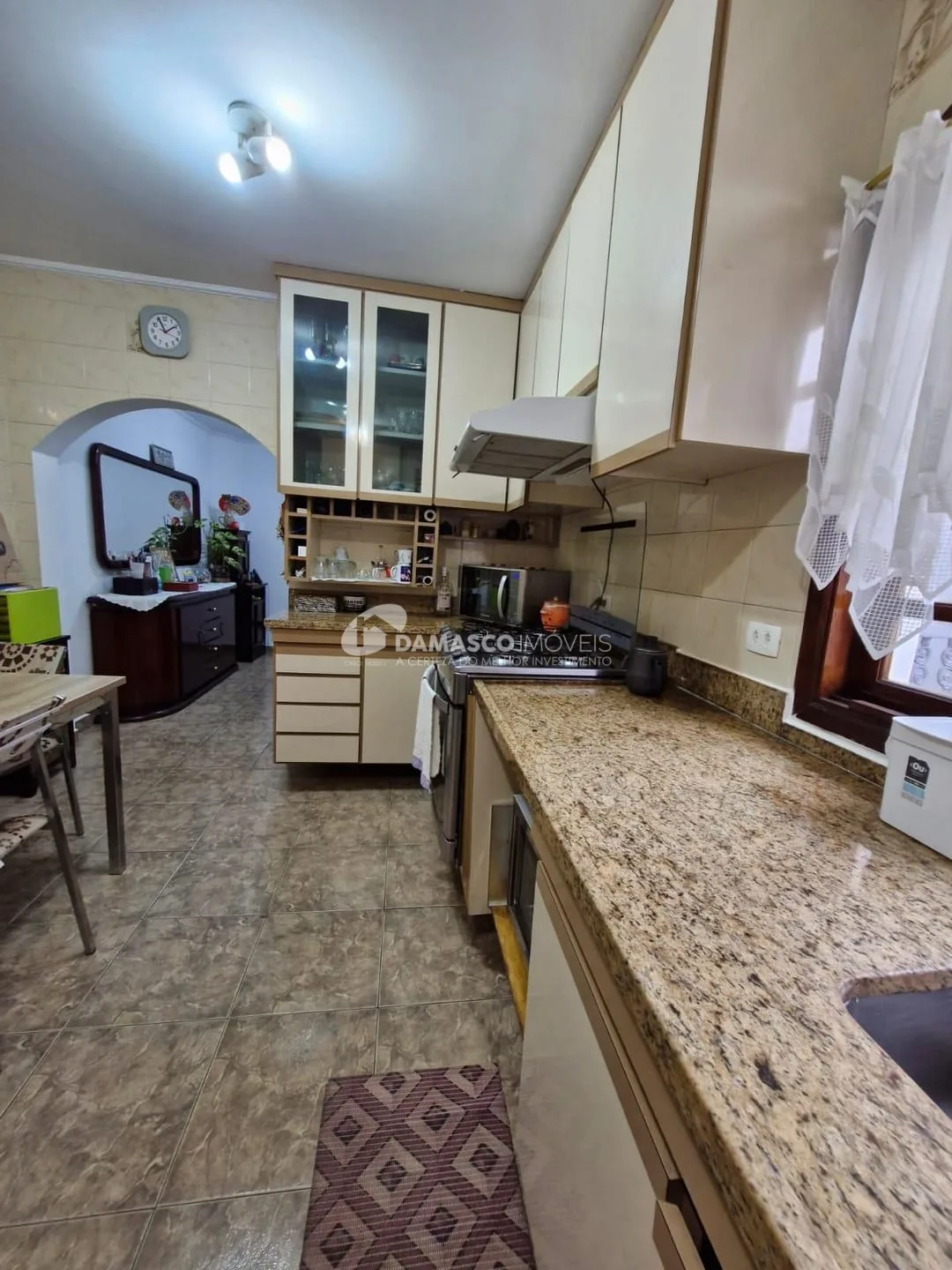 Sobrado à Venda no Barcelona, São Caetano do Sul | 3 Dormitórios | 1 Suíte | 3 Vagas