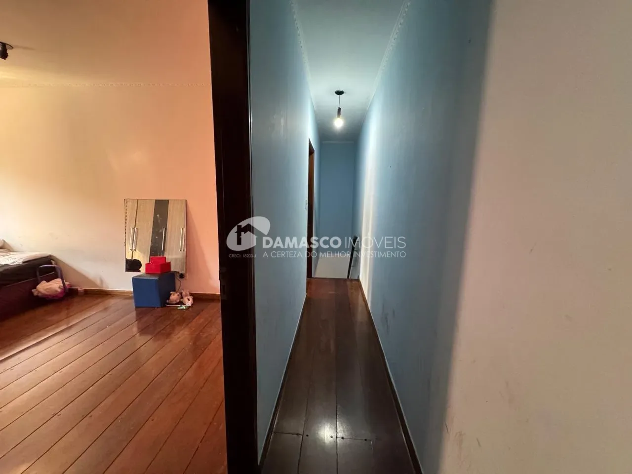 Sobrado à venda 3 Quartos, 1 Suite, 8 Vagas, 260M², Vila Califórnia, São Paulo - SP