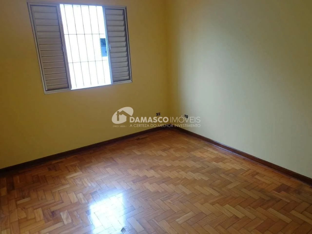 Sobrado à venda 2 Quartos, 1 Vaga, 178M², Campestre, Santo André - SP