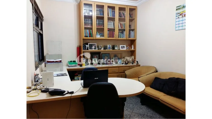 Sobrado à venda 3 Quartos, 3 Suites, 6 Vagas, 600M², Cerâmica, São Caetano do Sul - SP